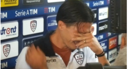"Scusate, non ce la faccio...": scoppia a piangere in tv il calciatore del... [VIDEO]