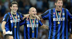 Inter - Juventus con due spettatori speciali: due eroi del Triplete in tribuna