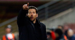 Inter, Simeone vuole Brozovic e propone in cambio il forte terzino