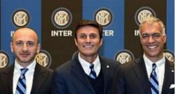 Inter, la società in coro: "La panchina è di De Boer, sfidiamo chiunque a dire il contrario"