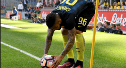 Bonolis punzecchia De Boer: "Da che pulpito, disse che Gabigol non giocava perchè..."