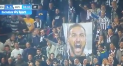 Genoa-Juventus, entra Higuain: i genoani cantano “Napoli, Napoli” [VIDEO]
