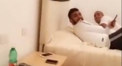 Gabigol bacia Joao Mario, la reazione di Felipe Melo è tutta da ridere [VIDEO]
