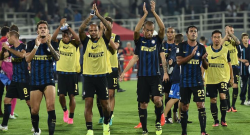È fatta: il calciatore si trova nella sede dell'Inter per firmare i documenti per la cessione in Spagna
