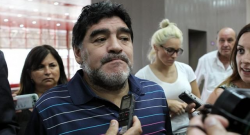 CLAMOROSO - Maradona aggredisce la compagna? Interrogato dalla polizia di Madrid