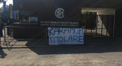 Derby, i tifosi fuori da Appiano hanno un messaggio per Spalletti: “Karamoh titolare”