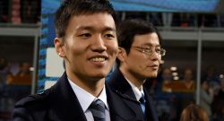 Inter, i tifosi contro Steven Zhang: “Compraci Pastore o vattene”