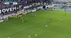 VIDEO - Il periodo è particolarmente fortunato: Gabigol segna anche così