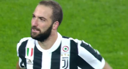 Lo sfogo di Higuain: “Fino al 2-0 tutto bene, poi è facile parlare dal divano” (FOTO)