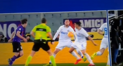 Abisso affonda l'Inter, ecco il rigore vergognoso concesso alla Fiorentina [VIDEO]