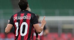 Calhanoglu-Milan, il rinnovo si complica: via gratis? L’Inter c’è. “Possibile già a gennaio se…”