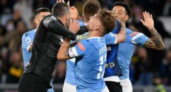 Sarri: “Più che alzare la mano verso i miei, che potevo fare?”. Handanovic: “Come Bielsa”